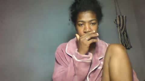 faiqua95 online show from April 2026 01:25:01 AM