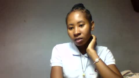 faiqua95 online show from May 2026 08:32:01 AM
