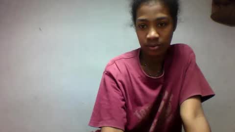 faiqua95 online show from May 2026 09:39:01 AM