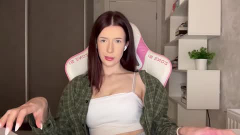 Bloom  online show from March 2026 06:25:01 PM