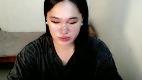 Snapshot of fairy_cuddle chatting on June 2026 09:18:02 PM call me shanaia online show from June 2026 09:18:02 PM
