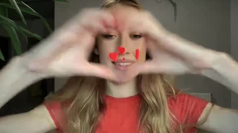 fairy_face online show from October 2025 09:24:02 PM