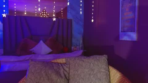 FAIRY online show from February 2026 09:23:01 PM