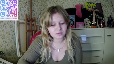 Snapshot of fairydreams_ chatting on December 2024 09:19:01 PM Arisha online show from December 2024 09:19:01 PM