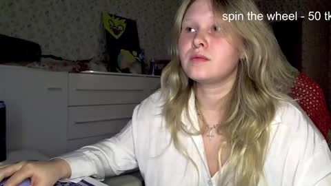 Arisha online show from October 2025 05:30:01 PM