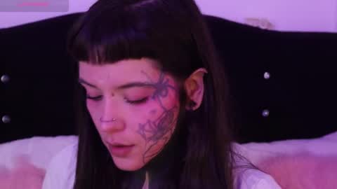 Fairy online show from January 2025 08:36:02 PM