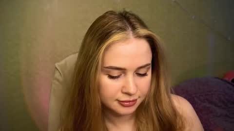 Ilona online show from March 2026 01:03:02 PM