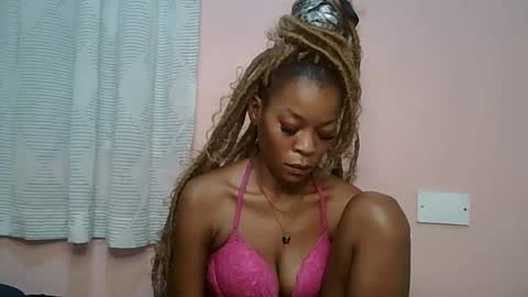 faizah_ online show from May 2026 11:23:04 PM