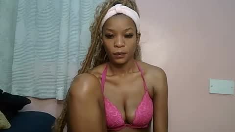 faizah_ online show from May 2026 09:27:02 AM