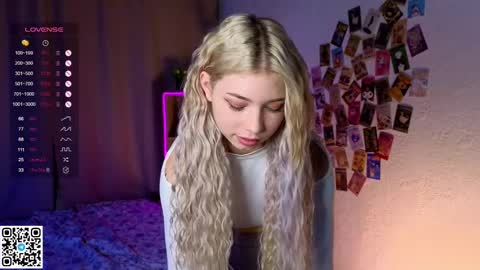 Emilia online show from February 2025 04:12:02 AM