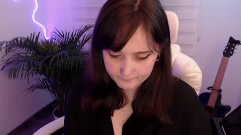Snapshot of fallenag__ chatting on April 2026 01:54:01 AM OF fallenag 1 online show from April 2026 01:54:01 AM