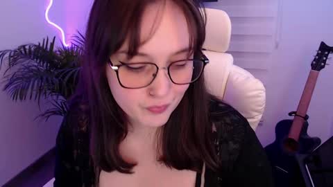 Snapshot of fallenag__ chatting on April 2026 04:29:01 AM OF fallenag 1 online show from April 2026 04:29:01 AM