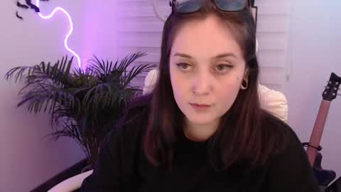 Snapshot of fallenag__ chatting on April 2026 02:11:01 AM OF fallenag 1 online show from April 2026 02:11:01 AM