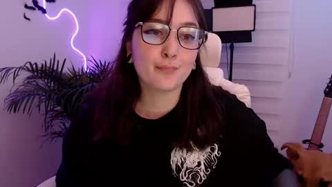 Snapshot of fallenag__ chatting on April 2026 01:58:02 AM OF fallenag 1 online show from April 2026 01:58:02 AM