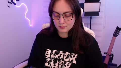 Snapshot of fallenag__ chatting on May 2026 04:51:01 AM OF fallenag 1 online show from May 2026 04:51:01 AM
