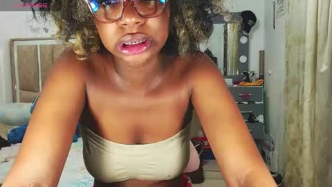 Snapshot of fallonsweett chatting on July 2026 12:26:01 AM fallonsweett online show from July 2026 12:26:01 AM