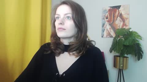 Nadine online show from December 2025 05:34:01 AM