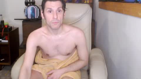 Snapshot of fanfriction chatting on March 2026 05:43:01 AM Fan Friction online show from March 2026 05:43:01 AM