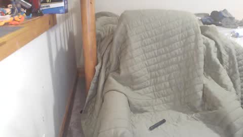 Snapshot of fanfriction chatting on April 2026 01:21:01 AM Fan Friction online show from April 2026 01:21:01 AM