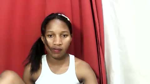 faniriah27 online show from September 2025 09:28:02 PM