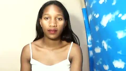 faniriah27 online show from October 2025 06:44:01 AM