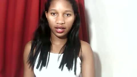 faniriah27 online show from October 2025 09:58:02 PM
