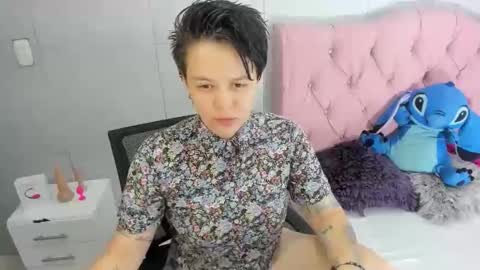 Snapshot of fanny_18 chatting on January 2026 01:20:02 AM FANNY online show from January 2026 01:20:02 AM