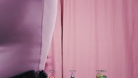 Snapshot of fannygales chatting on December 2024 07:23:01 PM Kim online show from December 2024 07:23:01 PM