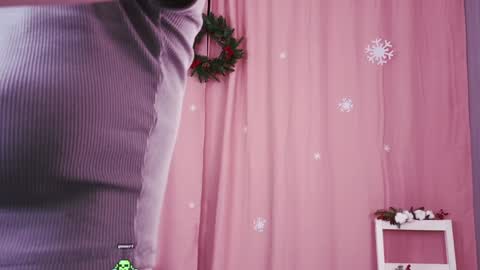 Snapshot of fannygales chatting on December 2024 10:20:01 PM Kim online show from December 2024 10:20:01 PM