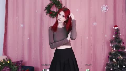 Snapshot of fannygales chatting on December 2024 07:00:01 PM Kim online show from December 2024 07:00:01 PM