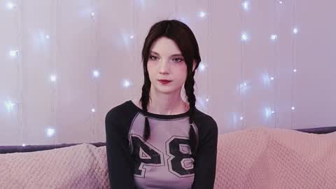 Snapshot of fannygales chatting on January 2025 04:19:01 PM Kim online show from January 2025 04:19:01 PM