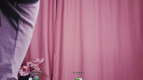 Snapshot of fannygales chatting on January 2025 10:24:01 PM Kim online show from January 2025 10:24:01 PM