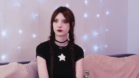 Snapshot of fannygales chatting on January 2025 04:57:02 PM Kim online show from January 2025 04:57:02 PM