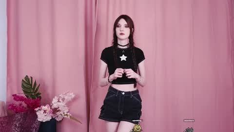 Snapshot of fannygales chatting on January 2025 08:00:01 PM Kim online show from January 2025 08:00:01 PM