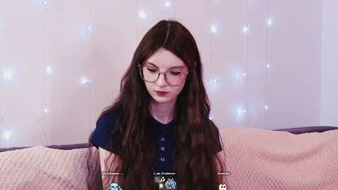 Snapshot of fannygales chatting on January 2025 10:17:01 PM Kim online show from January 2025 10:17:01 PM