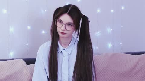 Snapshot of fannygales chatting on January 2025 04:55:02 PM Kim online show from January 2025 04:55:02 PM