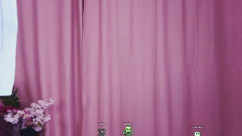 Snapshot of fannygales chatting on January 2025 07:59:02 PM Kim online show from January 2025 07:59:02 PM