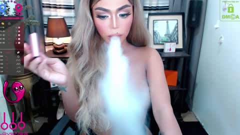 Snapshot of fantacyoflove chatting on April 2026 09:34:01 PM YASI online show from April 2026 09:34:01 PM