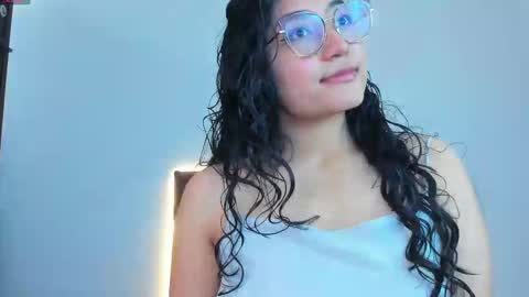 Snapshot of fantastic_asians2 chatting on March 2026 08:46:01 PM Ale online show from March 2026 08:46:01 PM