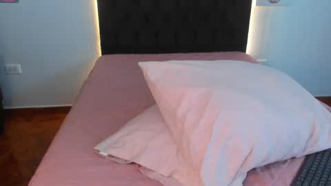 Snapshot of fantastic_asians2 chatting on March 2026 05:05:01 PM Ale online show from March 2026 05:05:01 PM
