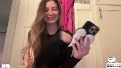 Ella online show from January 2026 01:19:01 AM