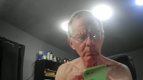 Snapshot of fantasyresort chatting on April 2026 03:00:02 AM fantasyresort online show from April 2026 03:00:02 AM