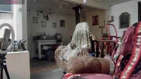 Snapshot of fapqueenc17 chatting on March 2026 02:46:01 AM Scarlett online show from March 2026 02:46:01 AM