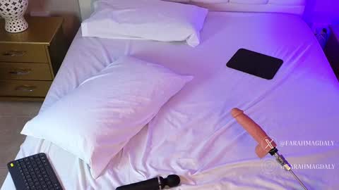 Farah online show from January 2025 03:11:01 PM