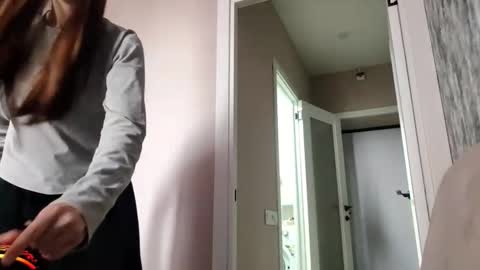 Anna Scovich online show from October 2025 10:13:02 AM