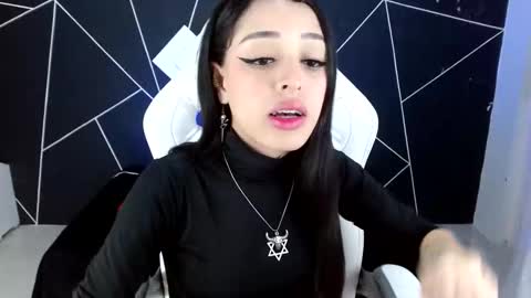 Snapshot of farichell chatting on November 2025 02:28:01 PM fari online show from November 2025 02:28:01 PM