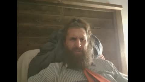 Snapshot of farmerboyart chatting on April 2026 10:05:01 AM farmerboyart online show from April 2026 10:05:01 AM