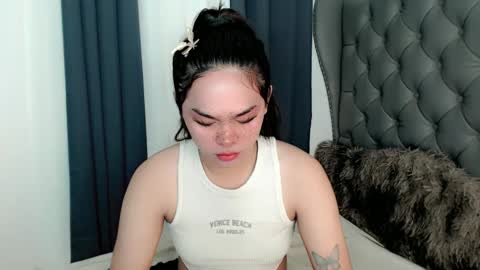 Snapshot of farrahmoanx chatting on December 2024 10:08:02 PM farrahmoanx online show from December 2024 10:08:02 PM