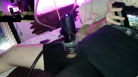 Snapshot of farty_sluts chatting on March 2025 08:22:01 AM farty_sluts online show from March 2025 08:22:01 AM