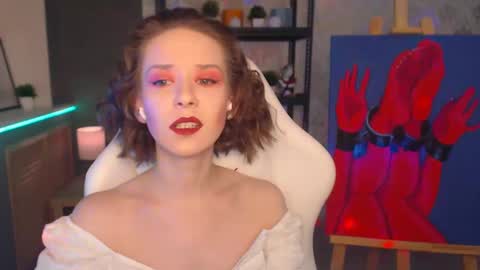 Fascinating   Eyes online show from December 2024 07:32:01 PM